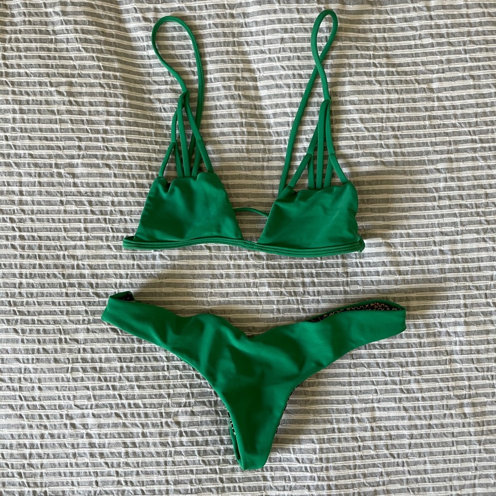 Acacia Laulau Set